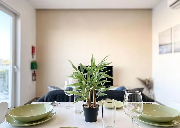 Seaside Serenity 2 On Skala's Seafront - By Solea Homes Marsaskala