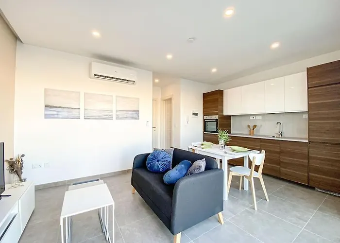 Appartement Seaside Serenity 2 On Skala's Seafront - By Solea Homes Marsaskala